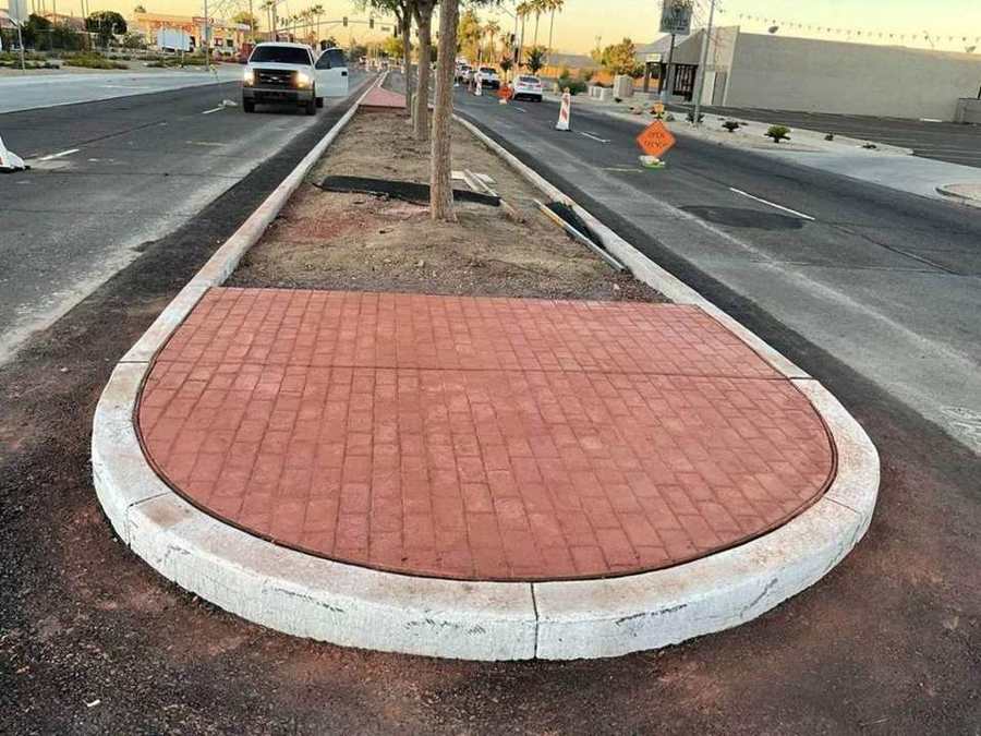 Stamped red median nose