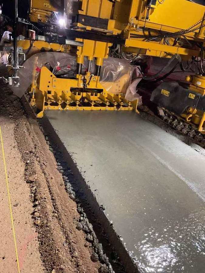 Slipform paver at work